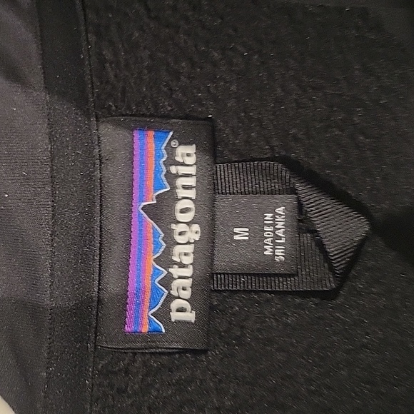 Patagonia Better Sweater Vest. Excellent used condition! Size Medium. - Picture 3 of 3